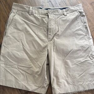 Vineyard Vines Tan Flat Front Shorts Classic Style